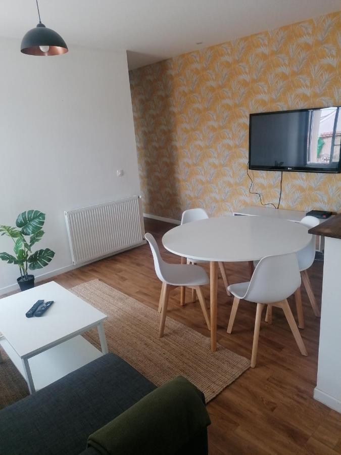 Chez La Reg'- Aux Pieds De La Cathedrale Apartment แร็งส์ ภายนอก รูปภาพ